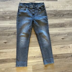 Old Navy Mid Rise Boyfriend Loose Jeans